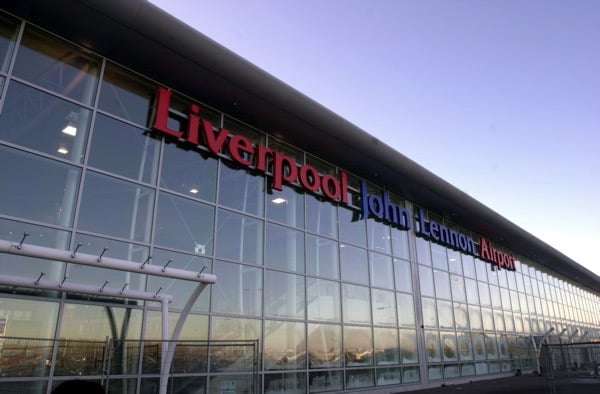 Minibus Hire Liverpool Airport